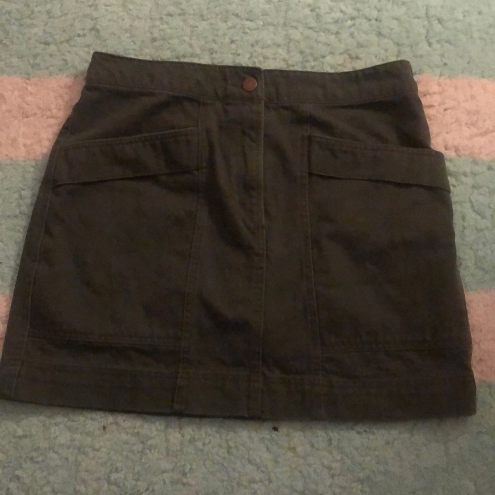 Greene skirt
